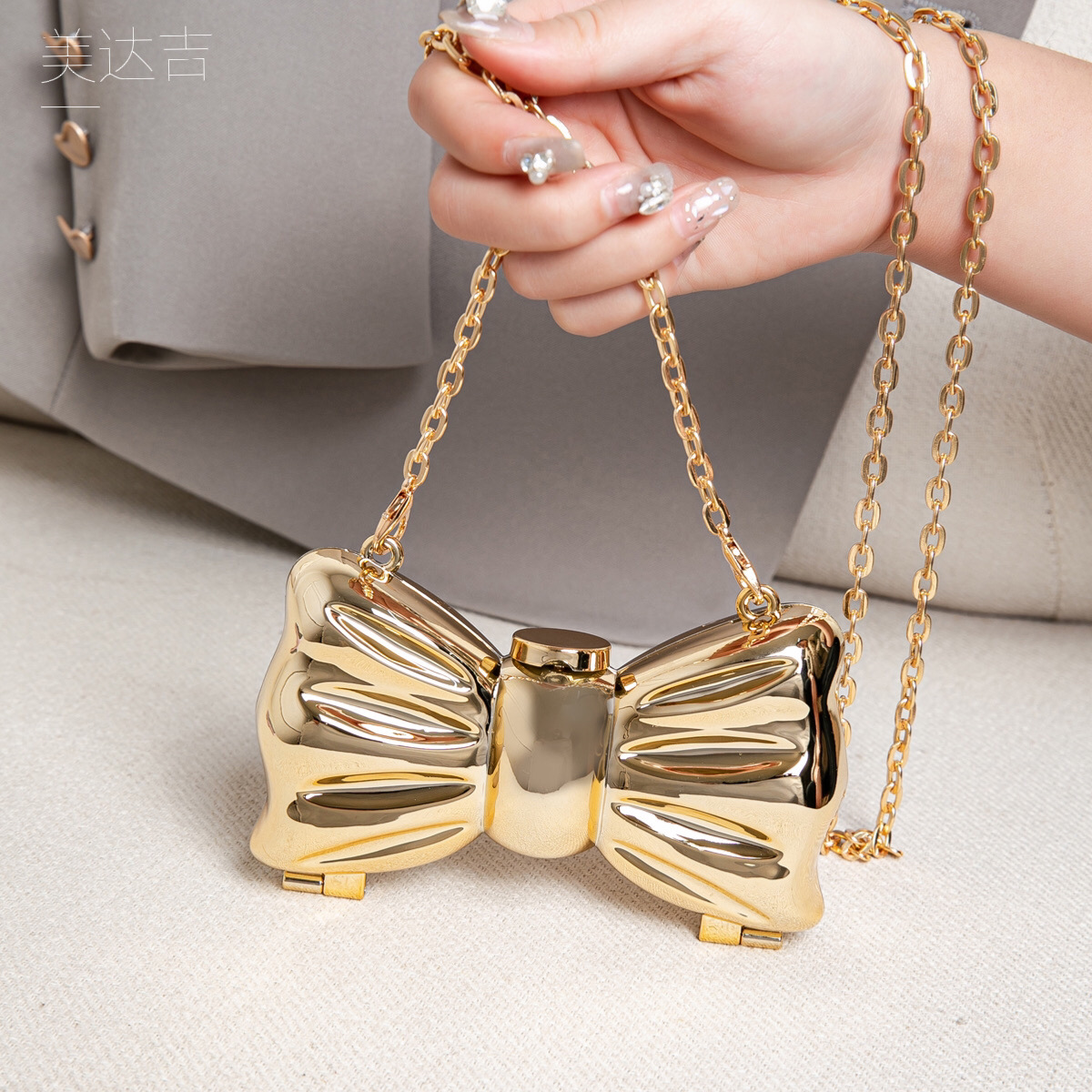 Glanzende gouden metalen strik - Mini Bag Evening Clutch recensie en prijs