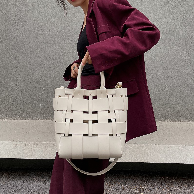Aangepaste initialen lederen t - Luxury Bags Tote recensie en prijs