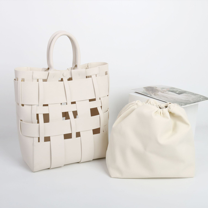 Aangepaste initialen lederen t - Luxury Bags Tote recensie en prijs